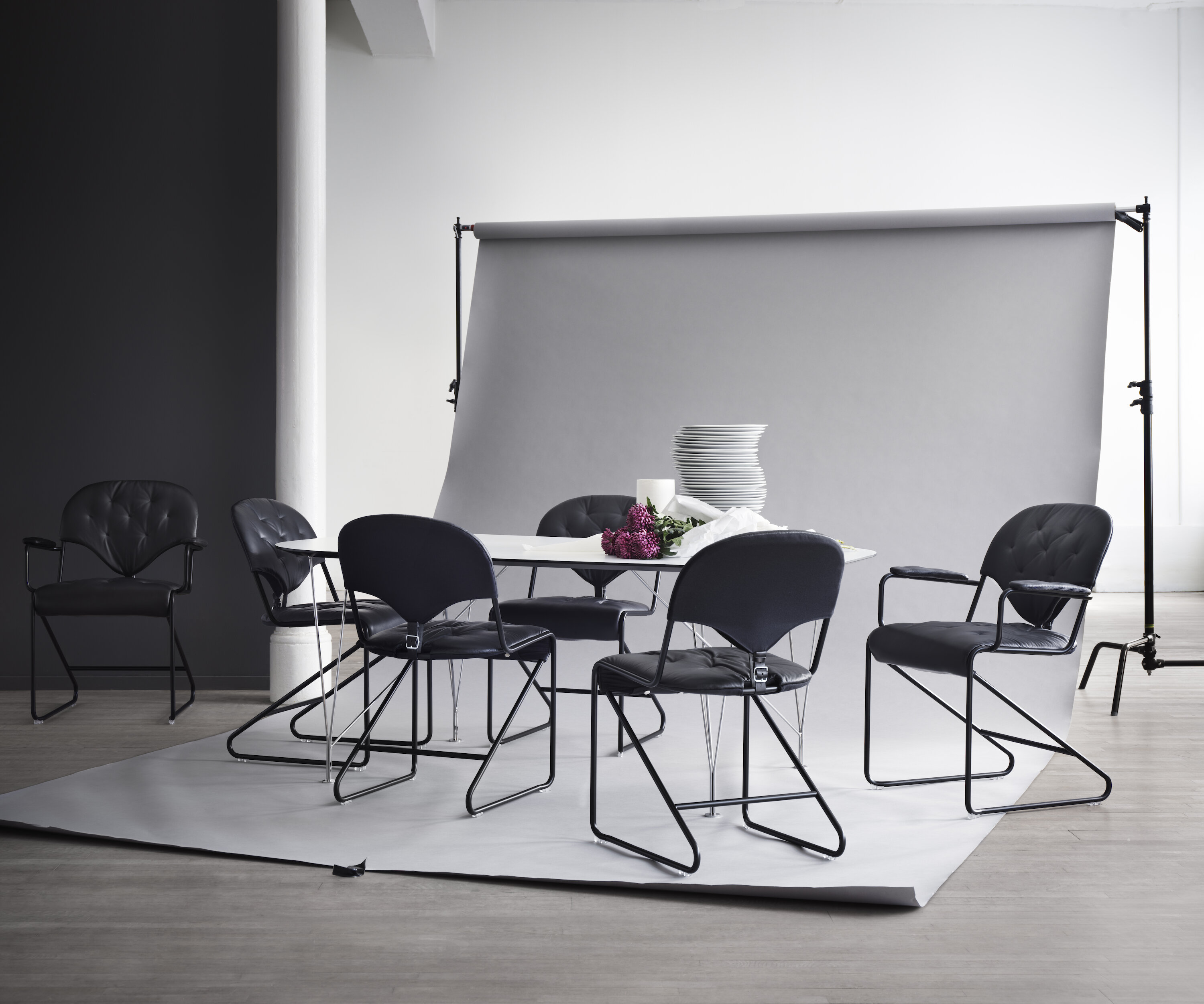 Sam armchair black naturale schwartz